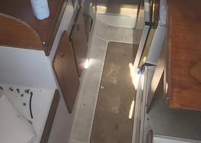 Botel Voilier Fifty La Rochelle (Charente-Maritime)